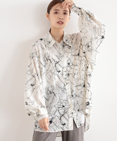 mysty woman(ミスティウーマン)の「ラインフラワービッグシャツ 162700(シャツ/ブラウス・レディース・ブラック/オフホワイト・FREE)」の14枚目の写真