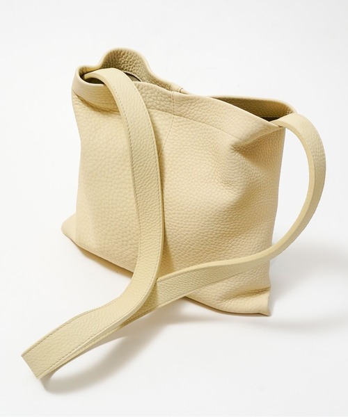 ITTI(イッチ)の「ITTI イッチ / MARY SHOULDER - PM / DIPLO SKY / マリーショルダー レザーバッグ / ITTI-BAG-099-DS(ショルダーバッグ・メンズ・ブラック/アイボリー/グレイッシュベージュ・FREE)」の7枚目の写真