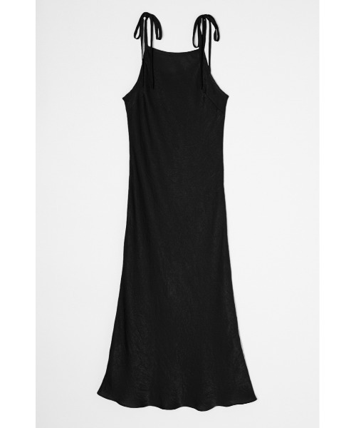 MOUSSY（マウジー）の「SATIN SLIP ドレス（ワンピース・レディース・ベージュ系その他/パープル/ブラック・2/1）」の8枚目の写真