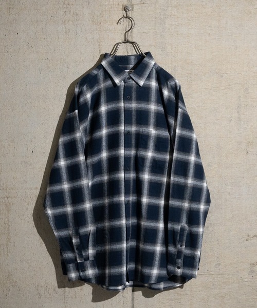 Naive magic（ナイーブマジック）の「【a】ソフトネル オンブレチェック オーバーサイズ シャツ 長袖（シャツ/ブラウス・メンズ・イエロー/ブラック/ホワイト/レッド/グリーン/ベージュ/グレー/ブラック系その他2/ブラック系その他3/ブラック系その他/ネイビー/ブルー/サックスブルー・MEDIUM/LARGE/X-LARGE）」の9枚目の写真