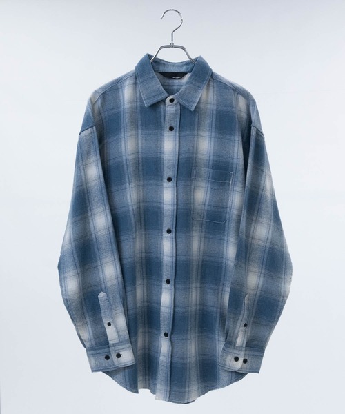 Naive magic（ナイーブマジック）の「【a】ソフトネル オンブレチェック オーバーサイズ シャツ 長袖（シャツ/ブラウス・メンズ・イエロー/ブラック/ホワイト/レッド/グリーン/ベージュ/グレー/ブラック系その他2/ブラック系その他3/ブラック系その他/ネイビー/ブルー/サックスブルー・MEDIUM/LARGE/X-LARGE）」の10枚目の写真
