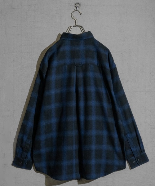 Naive magic（ナイーブマジック）の「【a】ソフトネル オンブレチェック オーバーサイズ シャツ 長袖（シャツ/ブラウス・メンズ・イエロー/ブラック/ホワイト/レッド/グリーン/ベージュ/グレー/ブラック系その他2/ブラック系その他3/ブラック系その他/ネイビー/ブルー/サックスブルー・MEDIUM/LARGE/X-LARGE）」の18枚目の写真