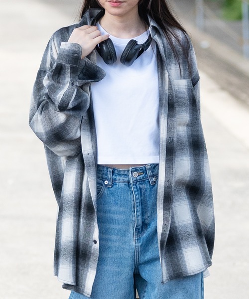 Naive magic（ナイーブマジック）の「【a】ソフトネル オンブレチェック オーバーサイズ シャツ 長袖（シャツ/ブラウス・メンズ・イエロー/ブラック/ホワイト/レッド/グリーン/ベージュ/グレー/ブラック系その他2/ブラック系その他3/ブラック系その他/ネイビー/ブルー/サックスブルー・MEDIUM/LARGE/X-LARGE）」の20枚目の写真