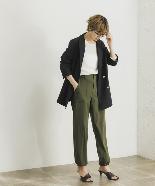 URBAN RESEARCH（アーバンリサーチ）の「ヘムギャザーベイカーパンツ（その他パンツ・レディース・ブラック/カーキ・36/38）」の17枚目の写真