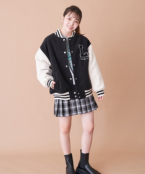 LOVETOXIC(ラブトキシック)の「裏キルトスタジャン(ブルゾン・キッズ・グリーン/ネイビー/ブラック・L/S/M)」の4枚目の写真