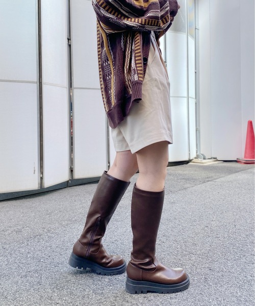 CPCM（シーピーシーエム）の「折り返しフェイクレザー2WAYハーフパンツ（その他パンツ・レディース・ブラック/ブラウン/アイボリー/グレー・FREE）」の9枚目の写真