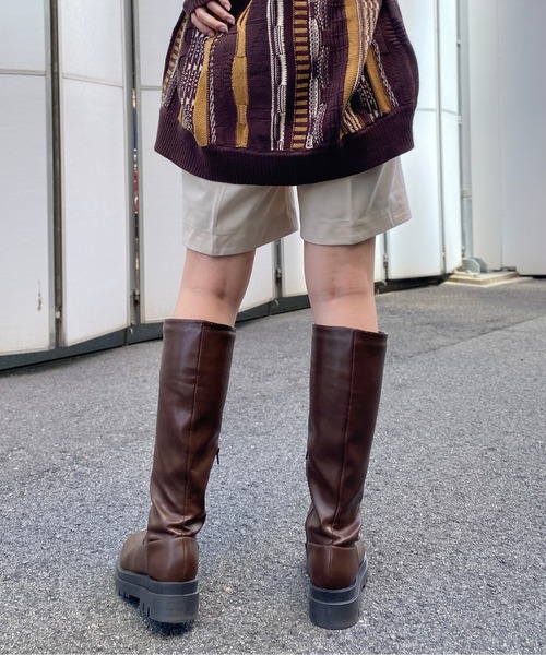 CPCM（シーピーシーエム）の「折り返しフェイクレザー2WAYハーフパンツ（その他パンツ・レディース・ブラック/ブラウン/アイボリー/グレー・FREE）」の10枚目の写真