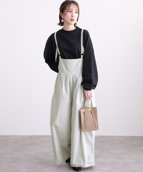 ElegChic(エレグシック)の「ギャザーサロペットライトパンツ(サロペット/オーバーオール・レディース・ライトグレー/ブルーグレー/ブラック・LL~3L/4L~5L/M~L)」の8枚目の写真