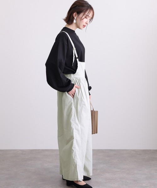 ElegChic(エレグシック)の「ギャザーサロペットライトパンツ(サロペット/オーバーオール・レディース・ライトグレー/ブルーグレー/ブラック・LL~3L/4L~5L/M~L)」の9枚目の写真