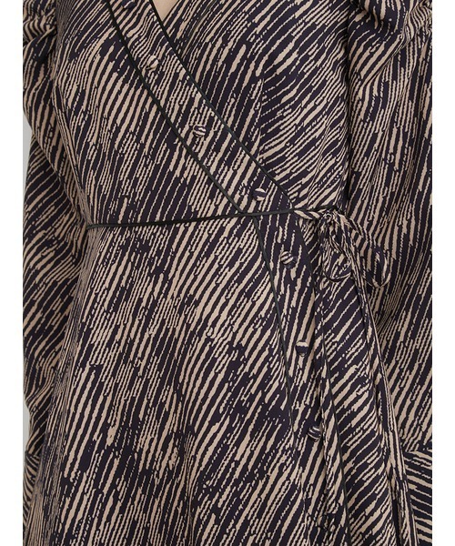 【新品未使用/LILY BROWN】バリエーションカシュクールワンピース LILY BROWN（リリーブラウン）の「バリエーションカシュクール