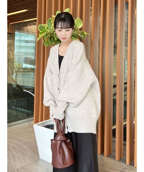 Ungrid(アングリッド)の「ミドル丈ニットカーデ(カーディガン/ボレロ・レディース・ヘザーグレー/アイボリー/ブラウン/ダークグリーン・FREE)」の2枚目の写真