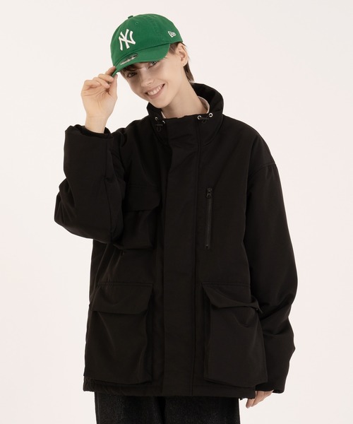 ONCILY(オンシェリー)の「MULTI POCKET PADDING STAND NECK BLOUSON / マルチポケット中綿スタンドブルゾン(ダウンジャケット/コート・メンズ・アイボリー/ブラック・LARGE/MEDIUM)」の12枚目の写真