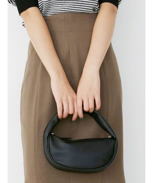 MURUA(ムルーア)の「ハーフムーンハンドルバッグ(ハンドバッグ・レディース・ホワイト/ブラック・FREE)」の9枚目の写真