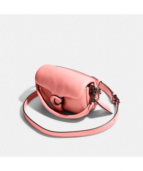 COACH(コーチ)の「ピロー タビー ショルダー バッグ 18(ショルダーバッグ・レディース・ピンク系その他・ONE)」の7枚目の写真