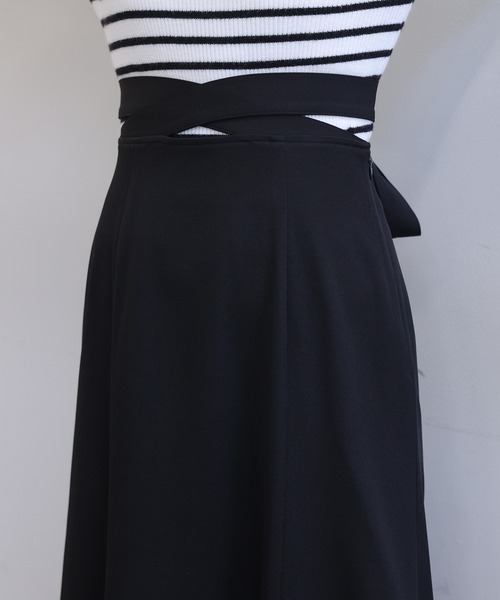 one after another NICE CLAUP（ワンアフターアナザーナイスクラップ）の「クロスバックリボンスカート（スカート・レディース・ブラック/アイボリー/ホワイト系その他/ミント・SMALL/MEDIUM）」の5枚目の写真