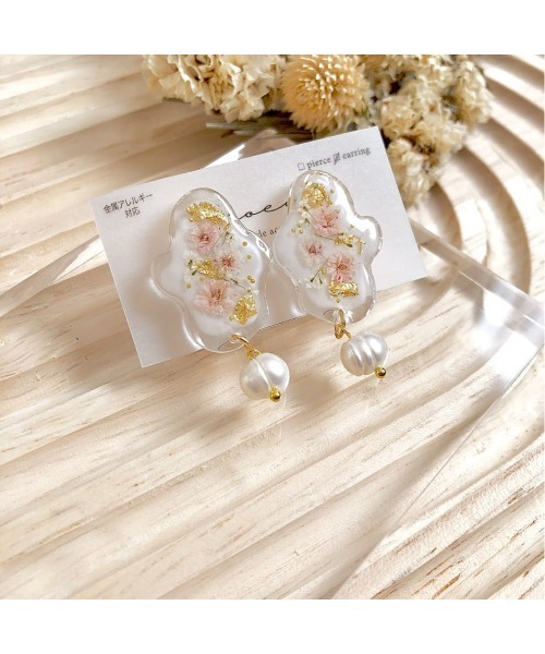 tone(トーン)の「【S.coeuf】【S.coeuf】金属アレルギー対応イヤリング お花のみずたまり×揺れる淡水パール(MA)(イヤリング・レディース・ピンク/パープル・FREE)」の3枚目の写真