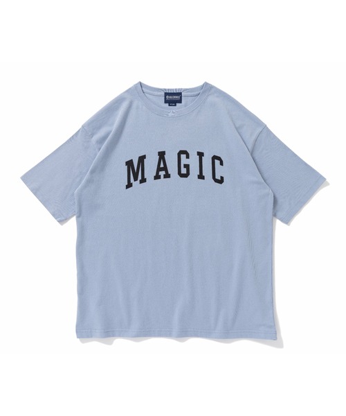 MAGIC NUMBER（マジック ナンバー）の「【MAGIC NUMBER】ARCH LOGO S/S TEE-SHIRT（Tシャツ/カットソー・メンズ・ブルー/サンドベージュ/ホワイト/ブラック・LARGE/X-LARGE/MEDIUM）」の4枚目の写真