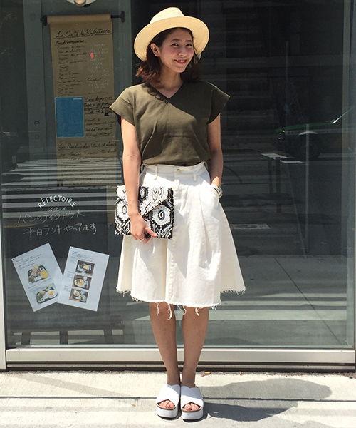 mystic（ミスティック）の「【mystic】デニムフリンジスカート（デニムスカート・レディース・オフホワイト/ネイビー/ライトブルー・1/2）」の4枚目の写真