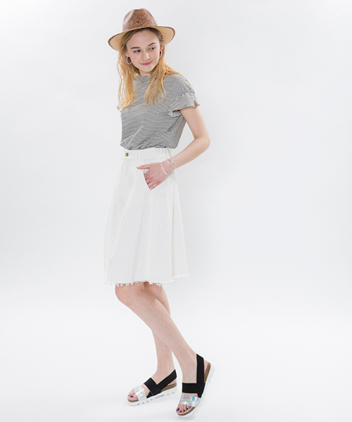 mystic（ミスティック）の「【mystic】デニムフリンジスカート（デニムスカート・レディース・オフホワイト/ネイビー/ライトブルー・1/2）」の8枚目の写真