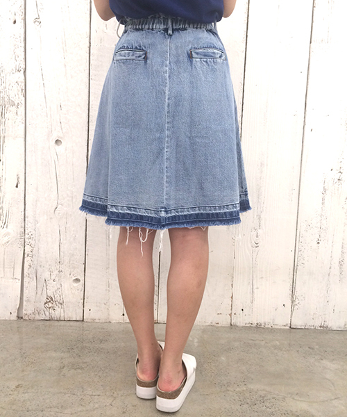 mystic（ミスティック）の「【mystic】デニムフリンジスカート（デニムスカート・レディース・オフホワイト/ネイビー/ライトブルー・1/2）」の10枚目の写真