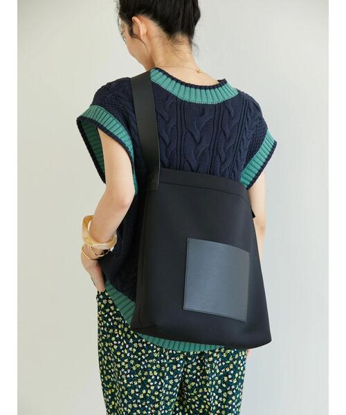 AMERICAN HOLIC（アメリカンホリック）の「ネオプレーンビッグショルダーバッグ（トートバッグ・レディース・ブラック・FREE）」の7枚目の写真