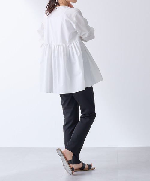 for/c（フォーシー）の「タックギャザーチュニック【サスティナブル】（シャツ/ブラウス・レディース・ネイビー/ホワイト・M/L）」の10枚目の写真