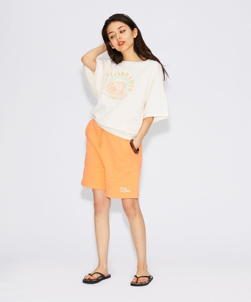 FOREVER 21（フォーエバー トゥエンティーワン）の「Wear No Filter ショートパンツ（その他パンツ・レディース・オレンジ/ブルー/ピンク/ブラック/ホワイト・MEDIUM/LARGE）」の14枚目の写真