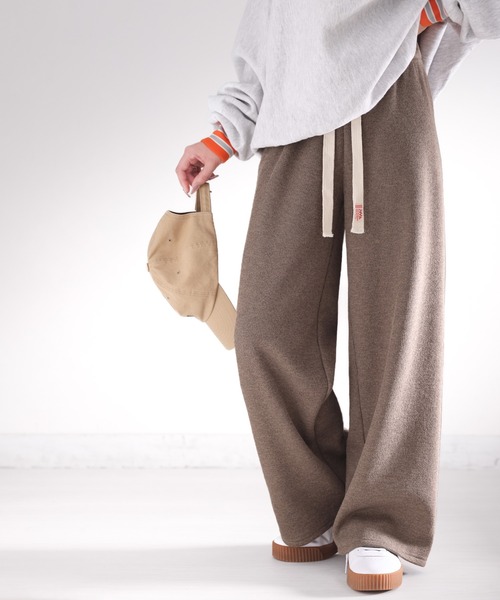 Java（ジャバ）の「《Javaジャバコラボ》リラクシーなのにスタイリッシュ！ 裏起毛ワイドパンツ（その他パンツ・レディース・モカ/ブラック/ベージュ・X-LARGE/SMALL/LARGE/MEDIUM）」の3枚目の写真