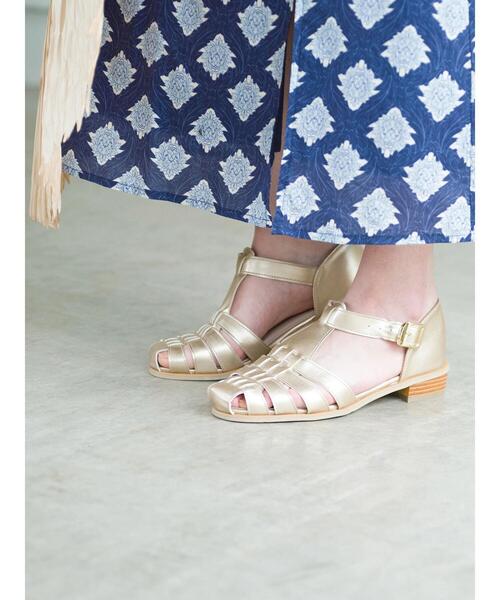 Lugnoncure(ルノンキュール)の「グルカサンダル(サンダル・レディース・ブラック/ゴールド/オフホワイト・MEDIUM/LARGE)」の4枚目の写真