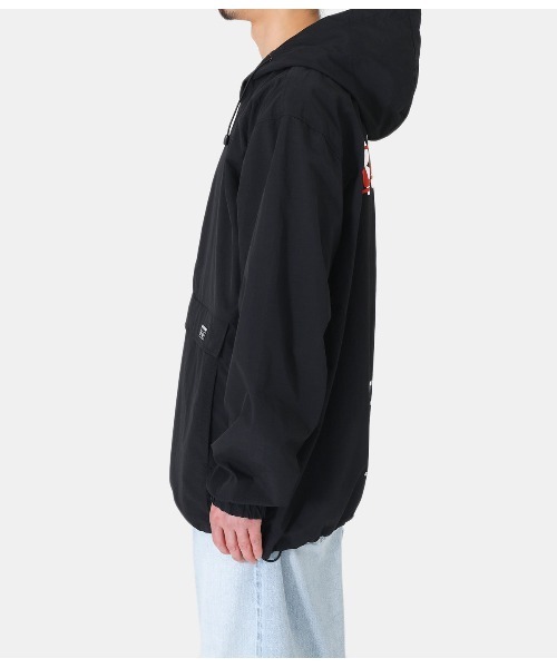 WP（ダブリューピー）の「WP / ダブリューピー：ARTIVISM ANORAK PARKA：WP11-PK01[WAX]（ナイロンジャケット・メンズ・ブラック系その他/グリーン系その他/ブルー系その他・XL/L）」の17枚目の写真