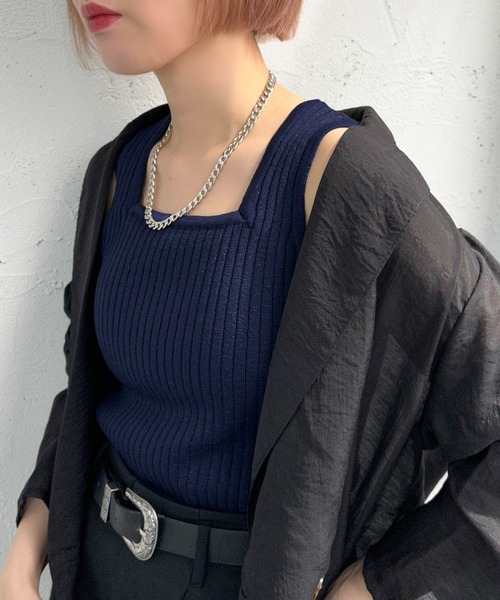 apres jour mignon（アプレジュールミニョン）の「２WAYラメニットタンクトップ【ZOZOTOWN限定アイテム】（タンクトップ・レディース・オフホワイト/ブラック/ブルー・X-LARGE/フリー）」の3枚目の写真