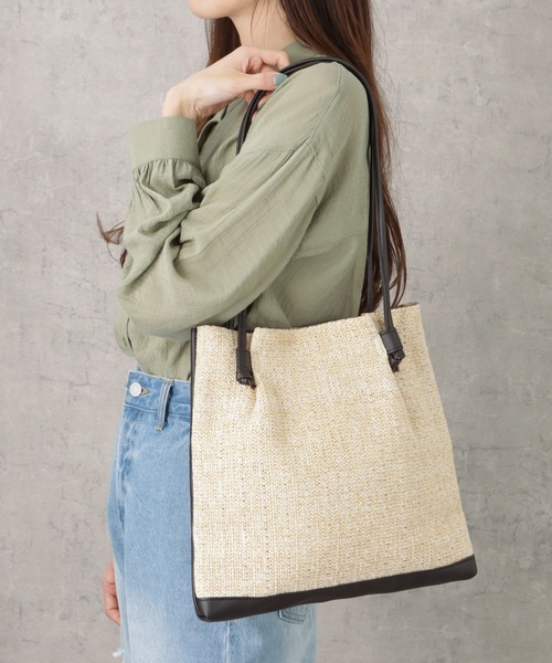 NAVY(ネイビー)の「雑材風コンビトートバッグ(トートバッグ・レディース・ベージュ/アイボリー/ブラック・フリー)」の2枚目の写真