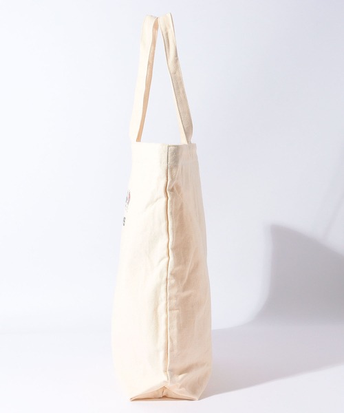 CONVERSE(コンバース)の「CONVERSE FIVE SHOES PRINT TOTE BAG(トートバッグ・メンズ・ホワイト/ブラック・FREE)」の7枚目の写真
