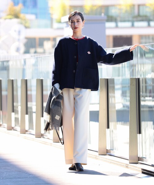 Ray BEAMS（レイビームス）の「DANTON / ウール ライト パイル ノーカラー ジャケット（ノーカラージャケット・レディース・ネイビー・38/36）」の2枚目の写真