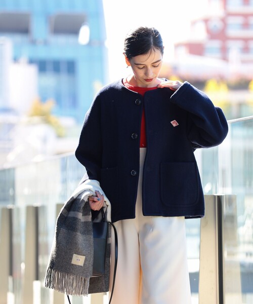 Ray BEAMS（レイビームス）の「DANTON / ウール ライト パイル ノーカラー ジャケット（ノーカラージャケット・レディース・ネイビー・38/36）」の4枚目の写真