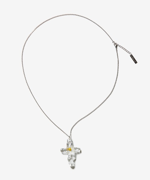 rehacer(レアセル)の「rehacer : Melted Flowercross Necklace / メルティッド フラワークロス ネックレス(ネックレス・レディース・ブルー系1/ブルー系2/イエロー系1/イエロー系2/レッド系1/レッド系2・FREE)」の4枚目の写真