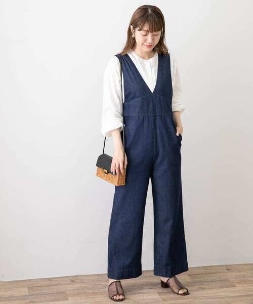 URBAN RESEARCH Sonny Label(アーバンリサーチサニーレーベル)の「ドビーエアリーコットンギャザーブラウス(シャツ/ブラウス・レディース・ブラック/オフホワイト/ブルー系その他・FREE)」の11枚目の写真