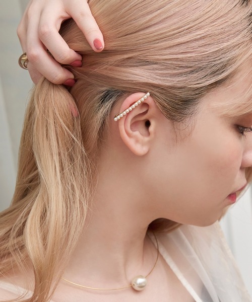 Phoebe(フィービィー)の「パールカートリッジイヤーカフ ゴールド(イヤーカフ・レディース・イエローゴールド/シルバー・FREE)」の8枚目の写真