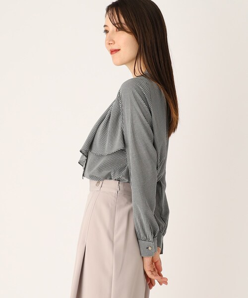 index(インデックス)の「◆バンドカラーラッフルフリルブラウス【防シワ/イージーアイロン/洗濯機洗い可】(シャツ/ブラウス・レディース・ピンク/ブラック系1/オフホワイト/チャコールグレー・36/38/40/42)」の20枚目の写真