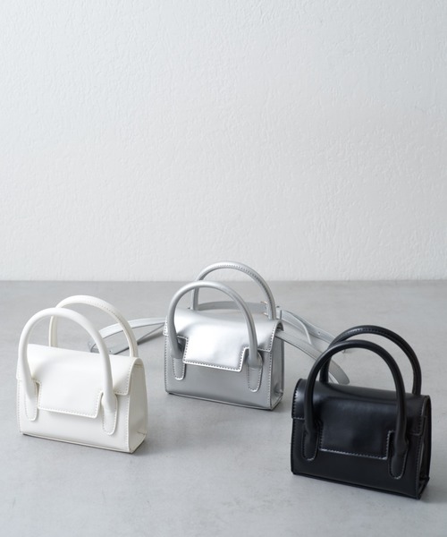 COLONY 2139（コロニートゥーワンスリーナイン）の「フラップミニ2wayバッグ（ショルダーバッグ・レディース・ブラック/ホワイト/シルバー・FREE）」の5枚目の写真