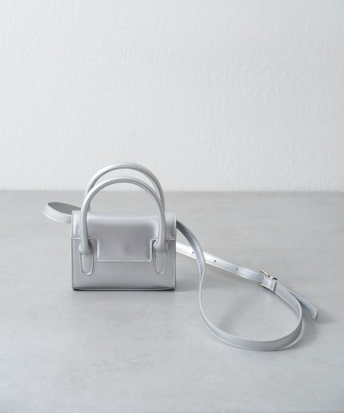 COLONY 2139（コロニートゥーワンスリーナイン）の「フラップミニ2wayバッグ（ショルダーバッグ・レディース・ブラック/ホワイト/シルバー・FREE）」の7枚目の写真