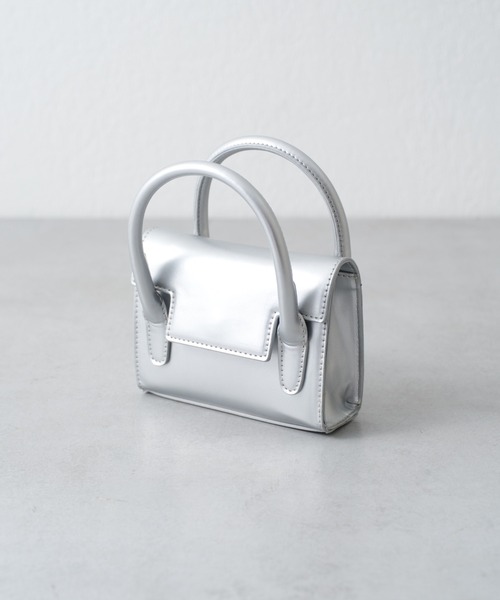 COLONY 2139（コロニートゥーワンスリーナイン）の「フラップミニ2wayバッグ（ショルダーバッグ・レディース・ブラック/ホワイト/シルバー・FREE）」の15枚目の写真