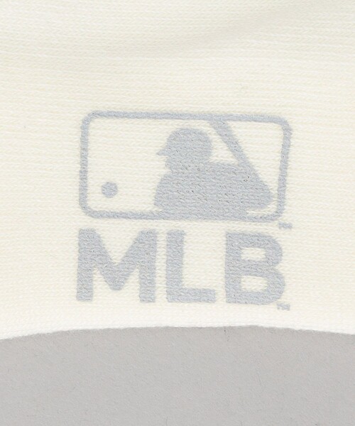 FREAK'S STORE(フリークスストア)の「MLB/エムエルビー MLB TEAM 3LOGO SOCKS/エムエルビー チーム 3ロゴ ソックス(ソックス/靴下・レディース・ホワイト・23.0cm)」の5枚目の写真
