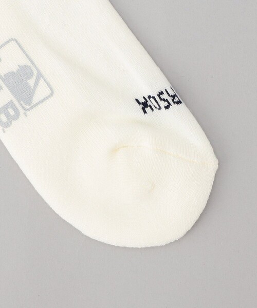 FREAK'S STORE(フリークスストア)の「MLB/エムエルビー MLB TEAM 3LOGO SOCKS/エムエルビー チーム 3ロゴ ソックス(ソックス/靴下・レディース・ホワイト・23.0cm)」の7枚目の写真