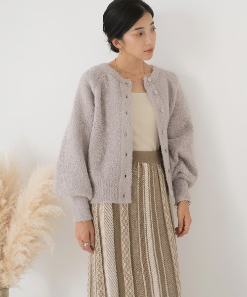 Bou Jeloud（ブージュルード）の「ラメ混ショート丈ラグランニット