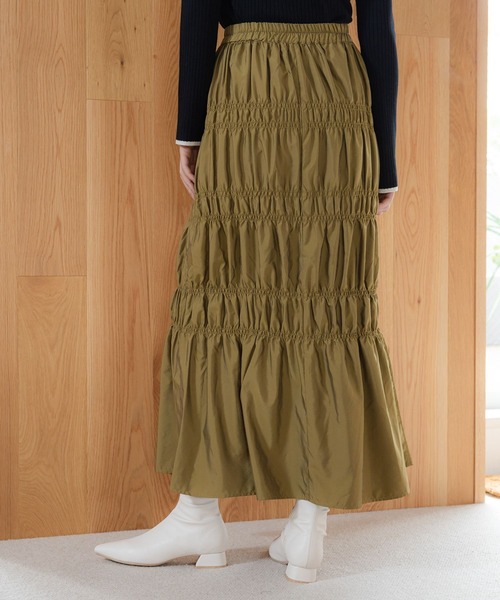 LAKOLE（ラコレ）の「シャーリングスカート / 984165（スカート・レディース・オリーブ/ブラック・SMALL/MEDIUM）」の20枚目の写真
