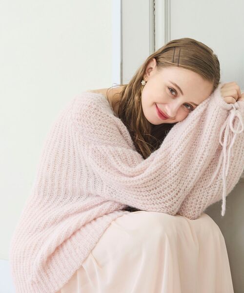 MAJESTIC LEGON（マジェスティックレゴン）の「リボンディティール透かしニット（ニット/セーター・レディース・ライトグリーン/ピンク/オフホワイト・MEDIUM）」の3枚目の写真