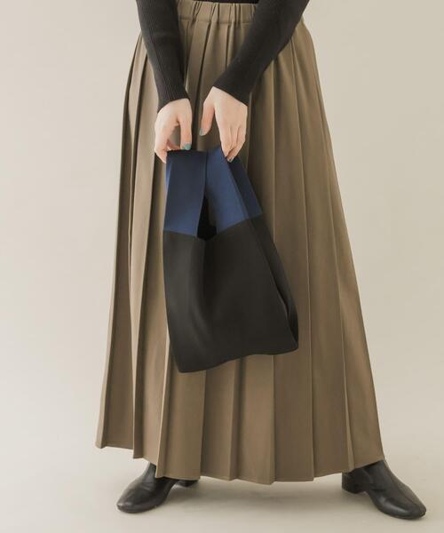 SMELLY（スメリー）の「バイカラーニットバッグ（トートバッグ・レディース・ベージュ系その他/ブラック系その他・-）」の5枚目の写真