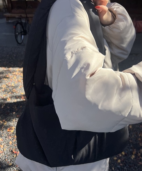 Amiur（エミレ）の「marshmallow 2way bag / マシュマロ2wayバッグ（ショルダーバッグ・レディース・ブラック/ブラウン系その他/アイボリー・FREE）」の15枚目の写真