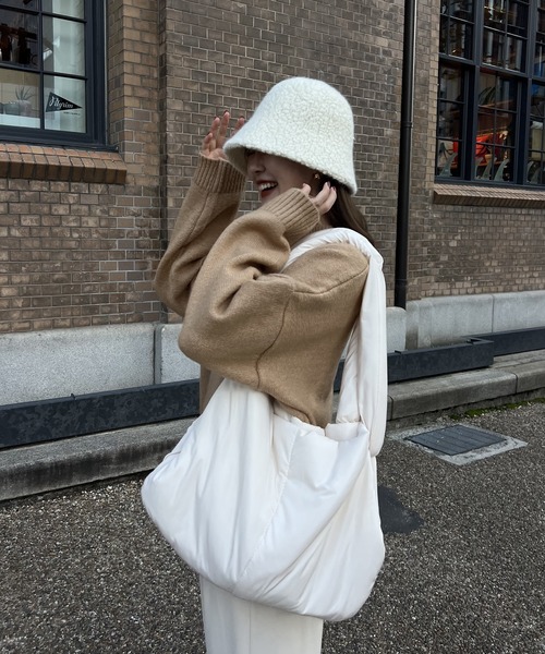 Amiur（エミレ）の「marshmallow 2way bag / マシュマロ2wayバッグ（ショルダーバッグ・レディース・ブラック/ブラウン系その他/アイボリー・FREE）」の22枚目の写真
